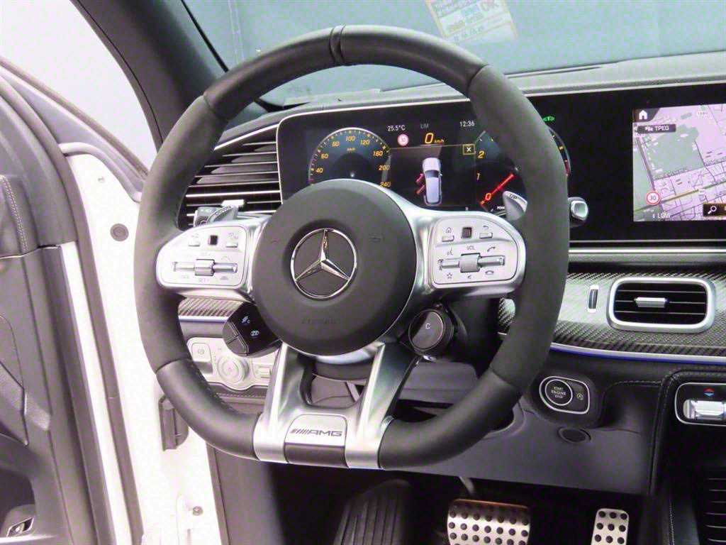 Mercedes Benz GLE Class - Vista 9