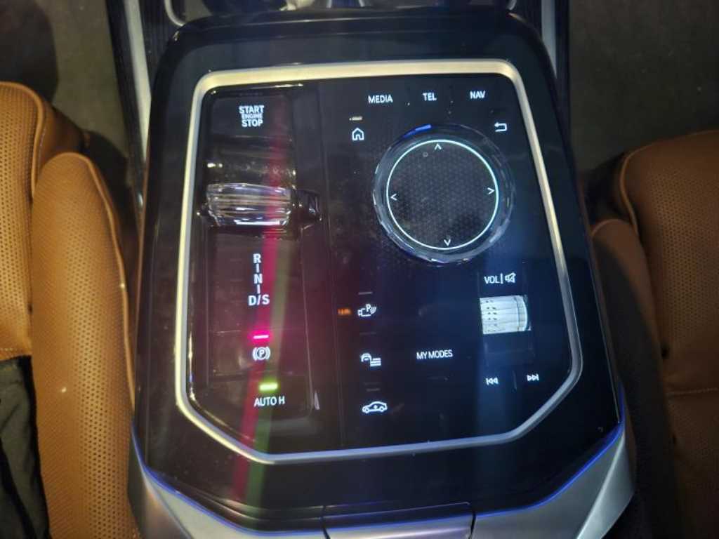 BMW 7 Series - Vista 9