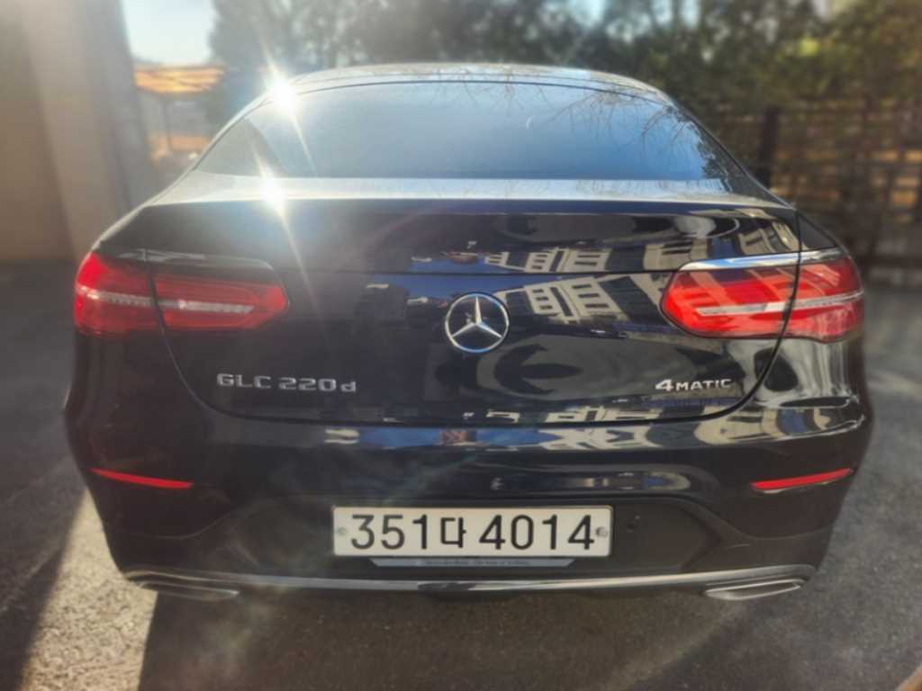 Mercedes Benz GLC Class - Vista 4