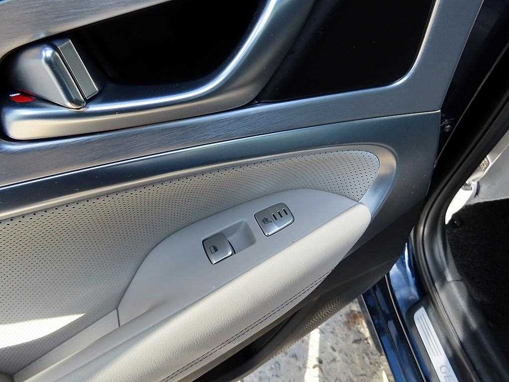 Genesis G70 2019 Azul - Importación desde Corea - HF Imports Iquique - Foto 14