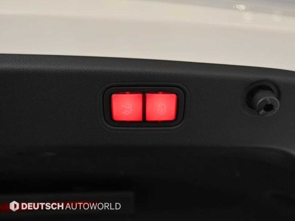 Mercedes Benz CLS Class - Vista 7