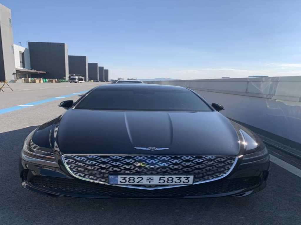 Genesis G80 2025 Blanco - Importación desde Corea - HF Imports Iquique - Foto 1