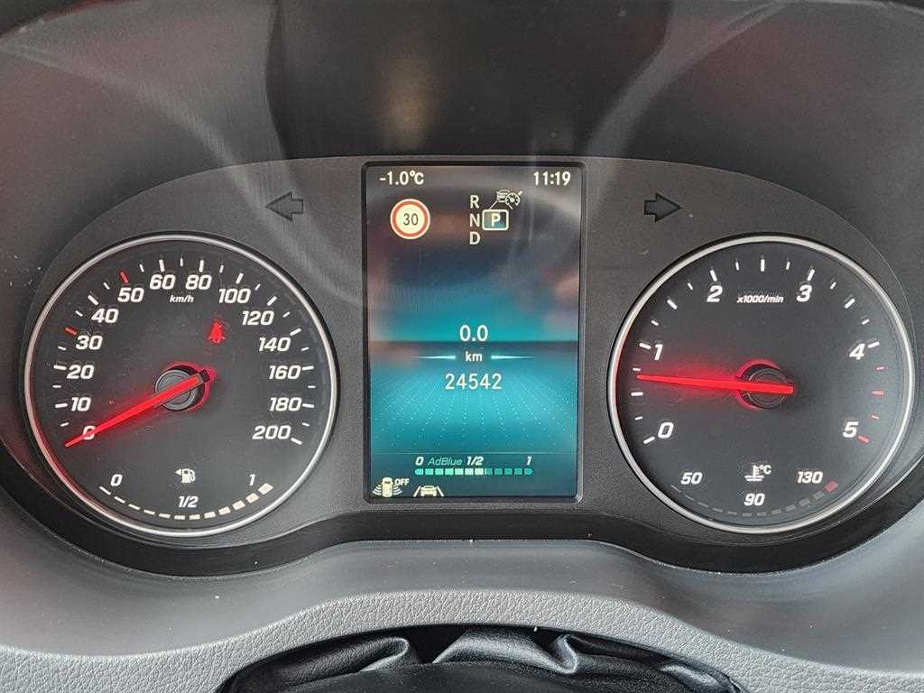 Mercedes Benz Sprinter - Vista 7