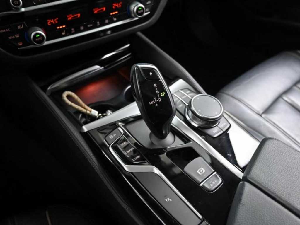 BMW 5 Series - Vista 9