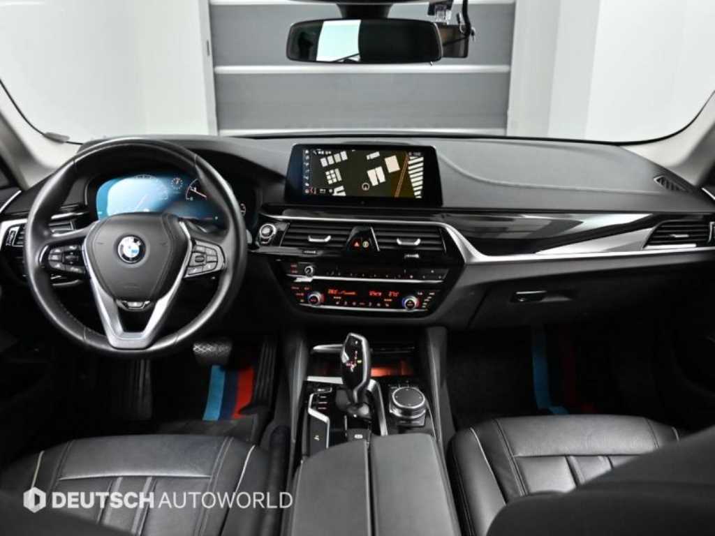 BMW 5 Series - Vista 7
