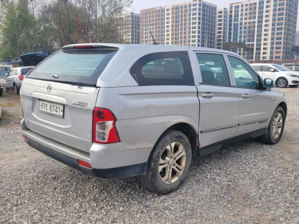Ssangyong Korando - Vista 4