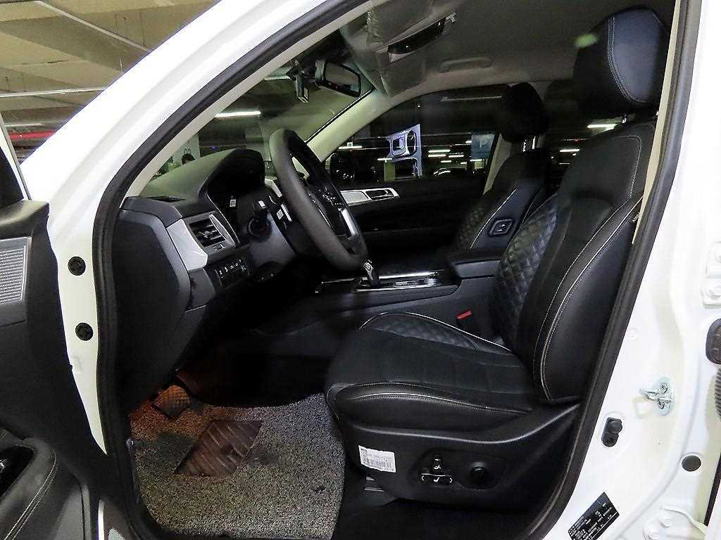 Ssangyong Rexton - Vista 6