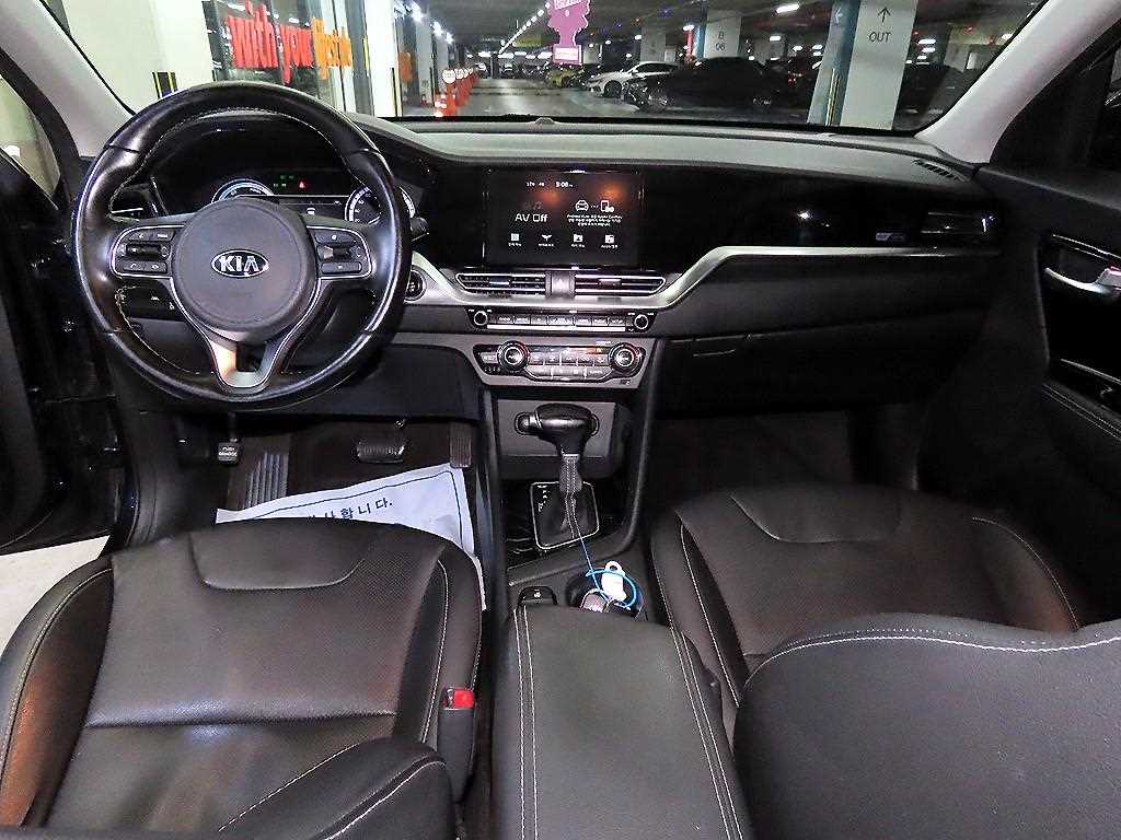 KIA Niro - Vista 10