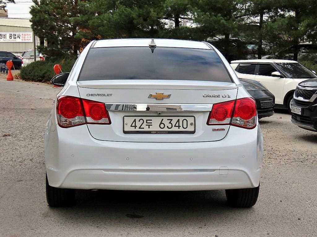 Chevrolet Cruise 2014 Blanco - Importación desde Corea - HF Imports Iquique - Foto 20