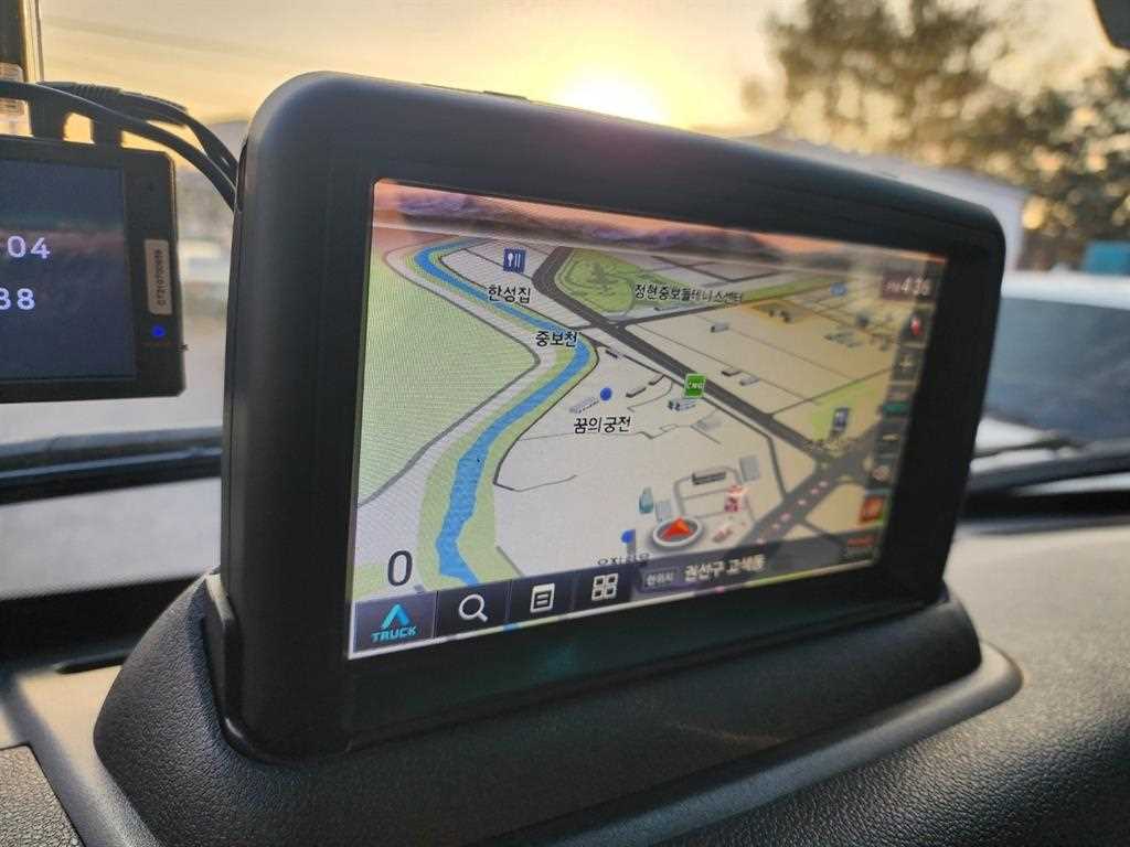 medium and large cargo truck 2022 Blanco - Importación desde Corea - HF Imports Iquique - Foto 15