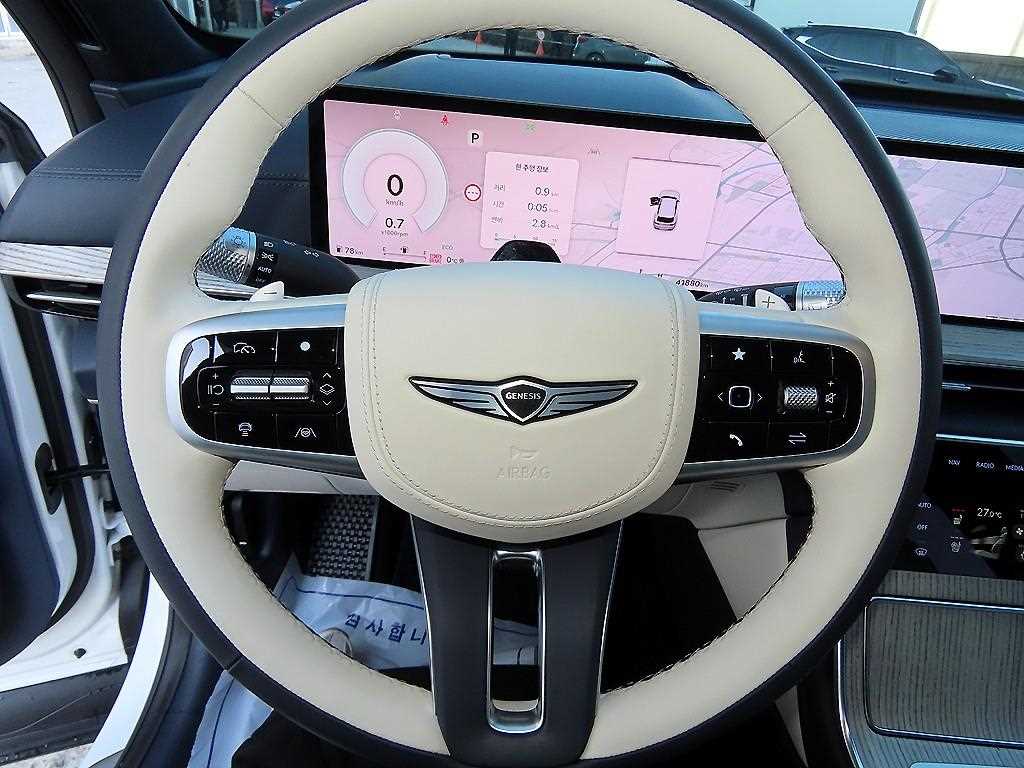 Genesis GV80 - Vista 8