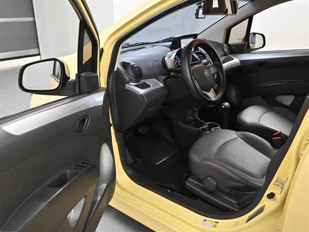 Chevrolet Spark - Vista 11