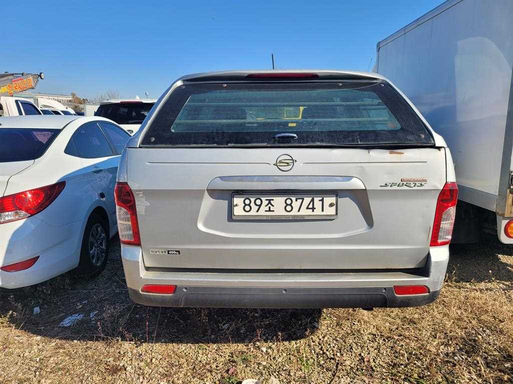 Ssangyong Korando - Vista 11