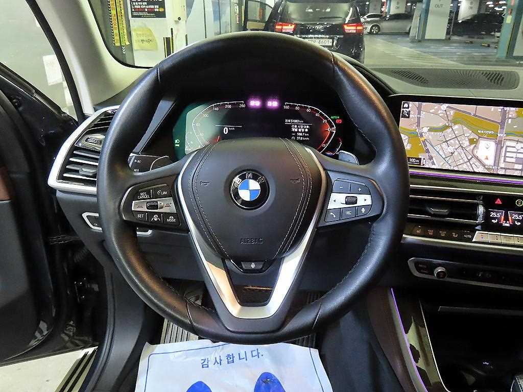 BMW X5 - Vista 8