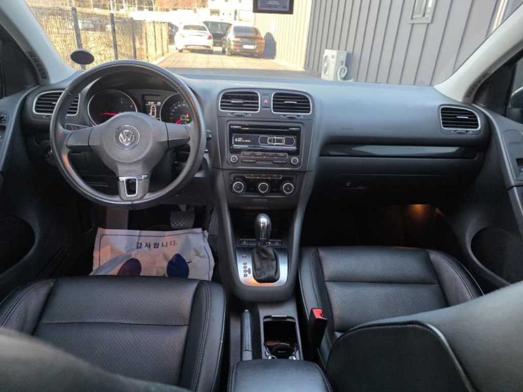 Volkswagen Golf - Vista 6