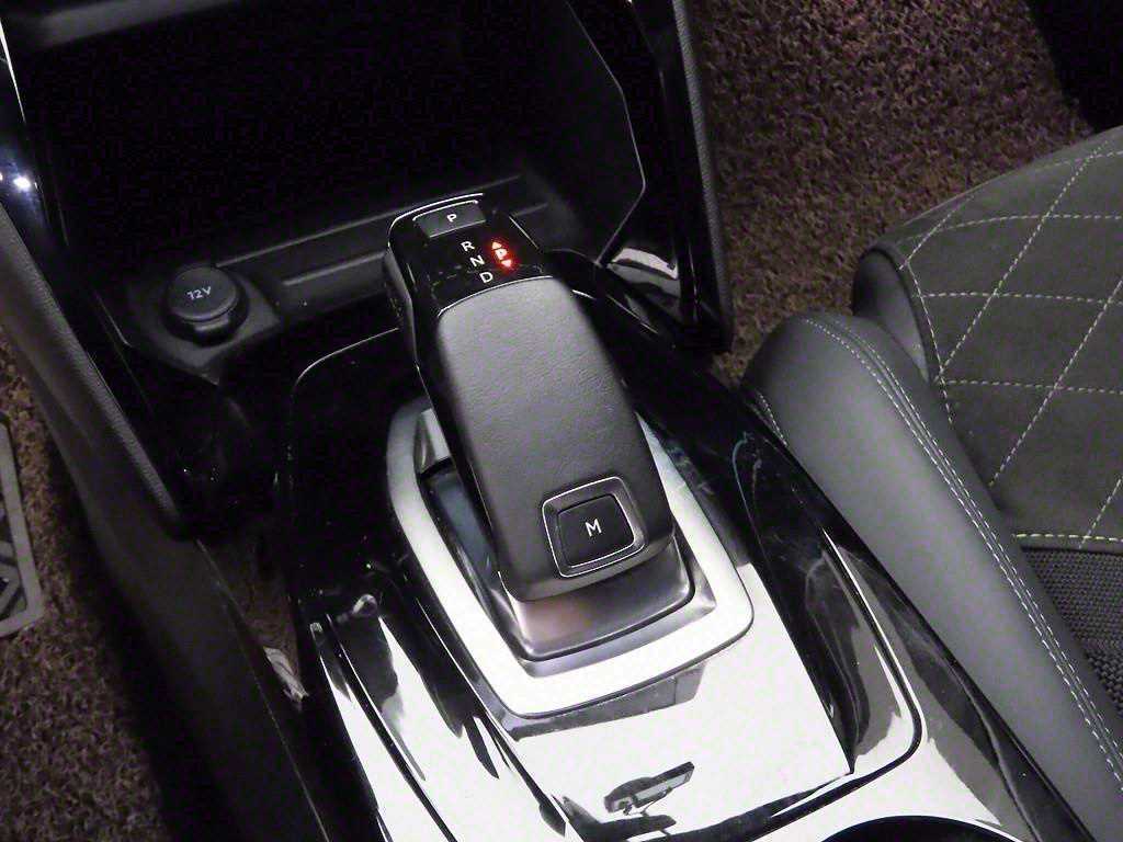 Peugeot 2008 - Vista 11