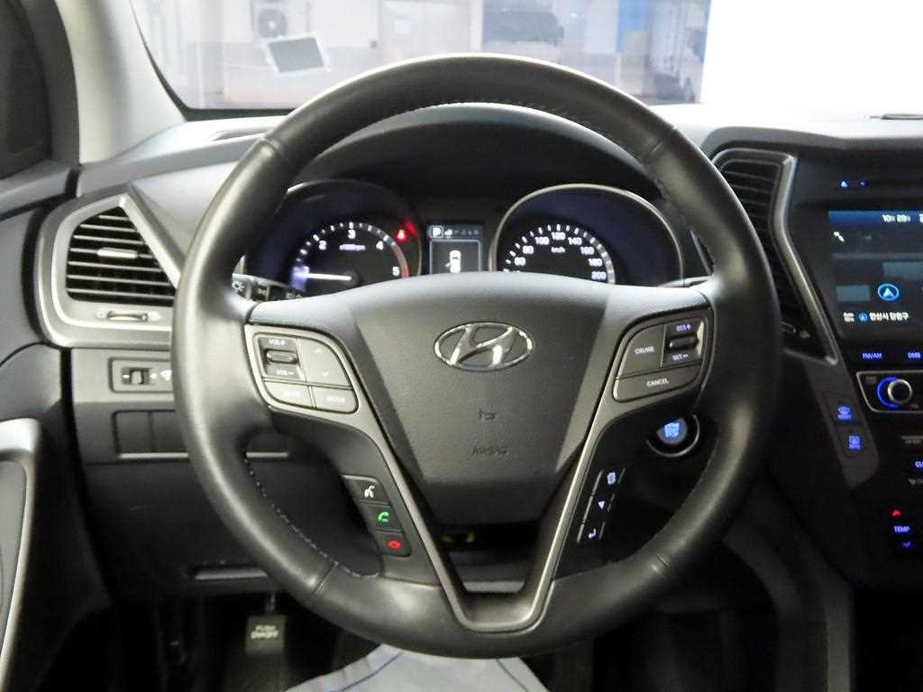 HYUNDAI Santa Fe - Vista 8