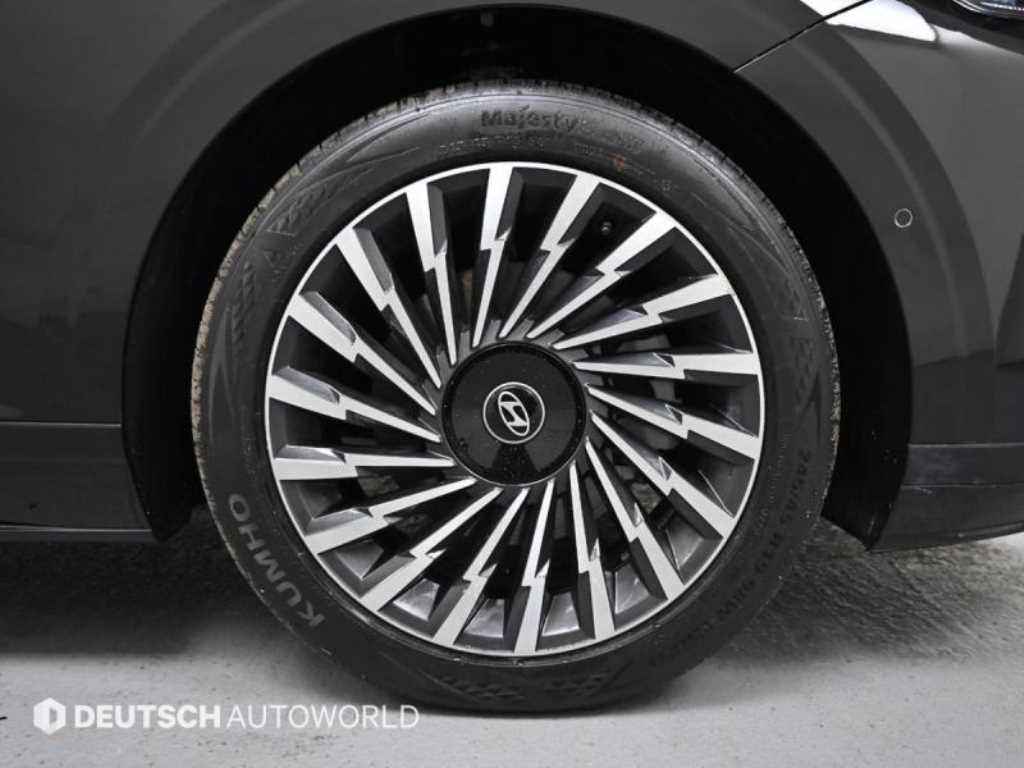 HYUNDAI Grandeur - Vista 5