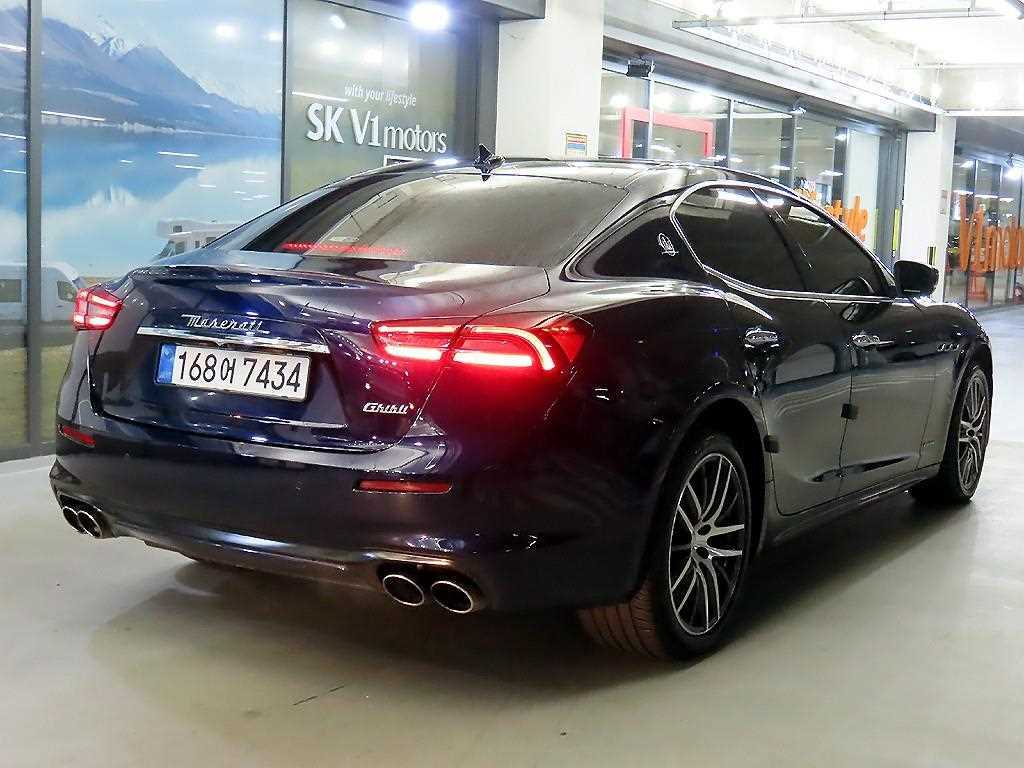 Maserati Ghibli - Vista 4
