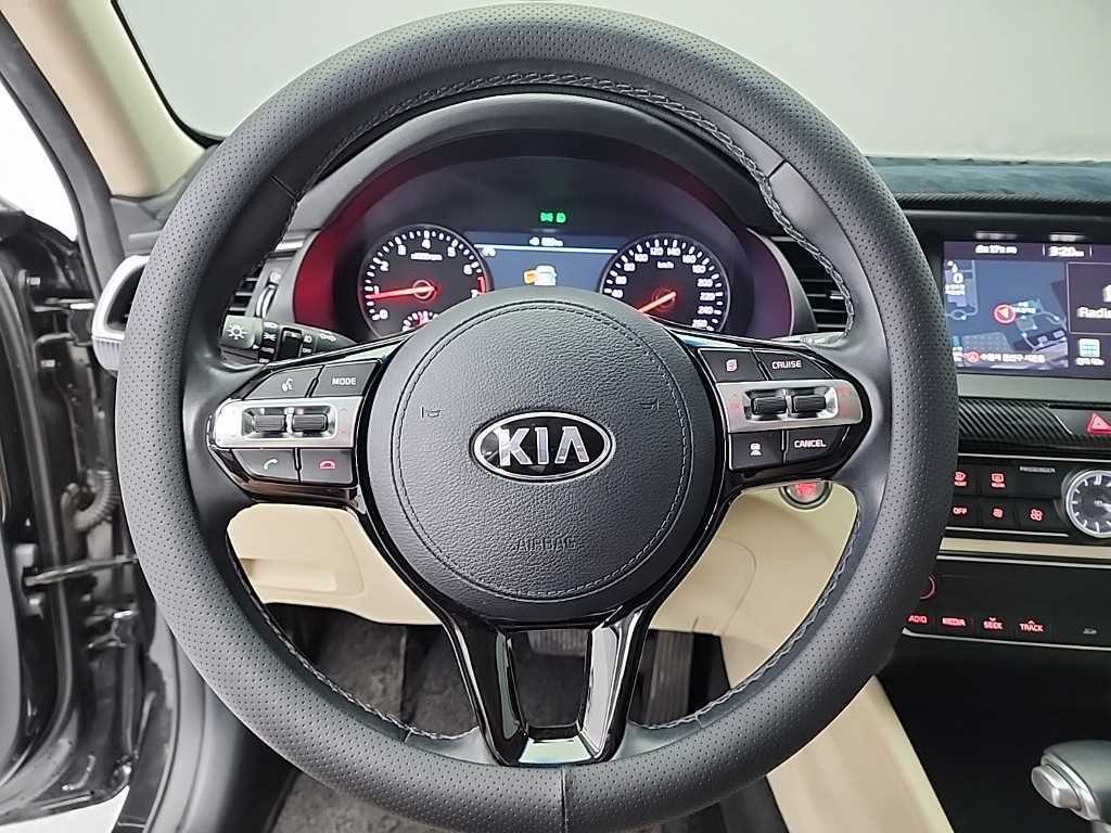 KIA K7 - Vista 8
