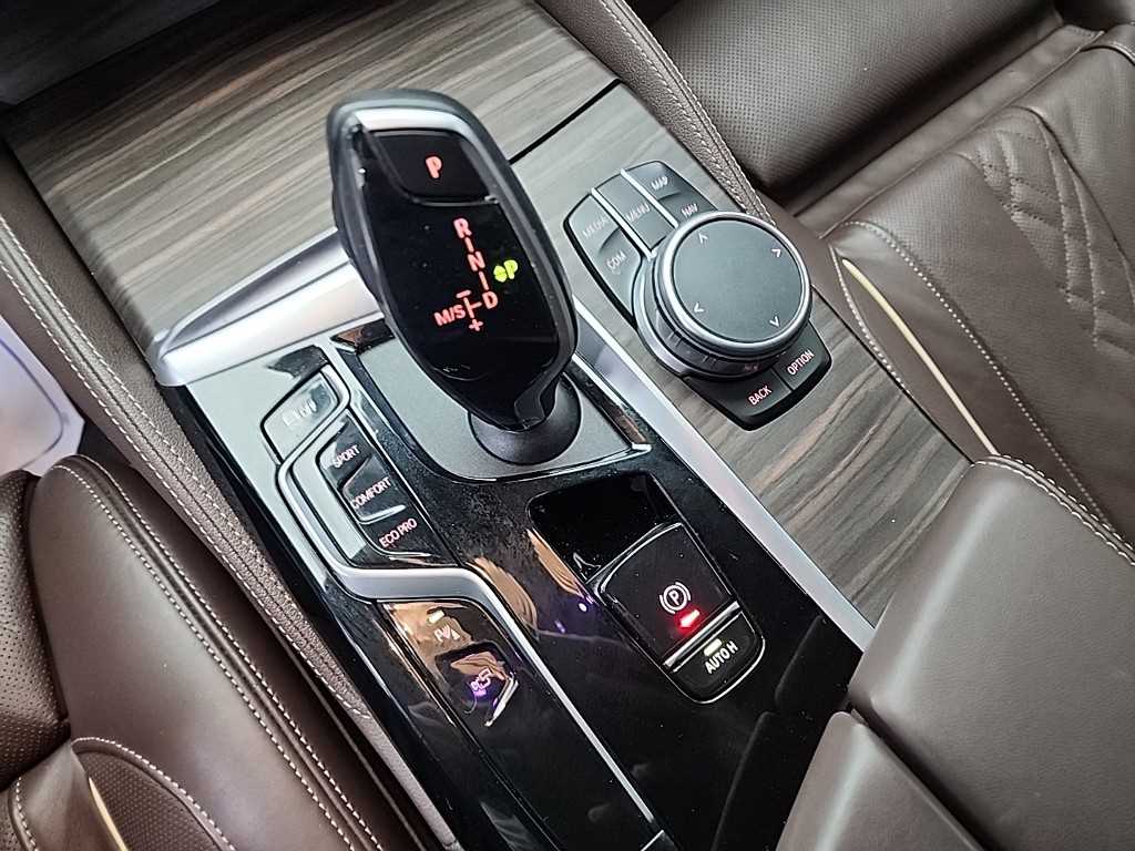 BMW 5 Series - Vista 8