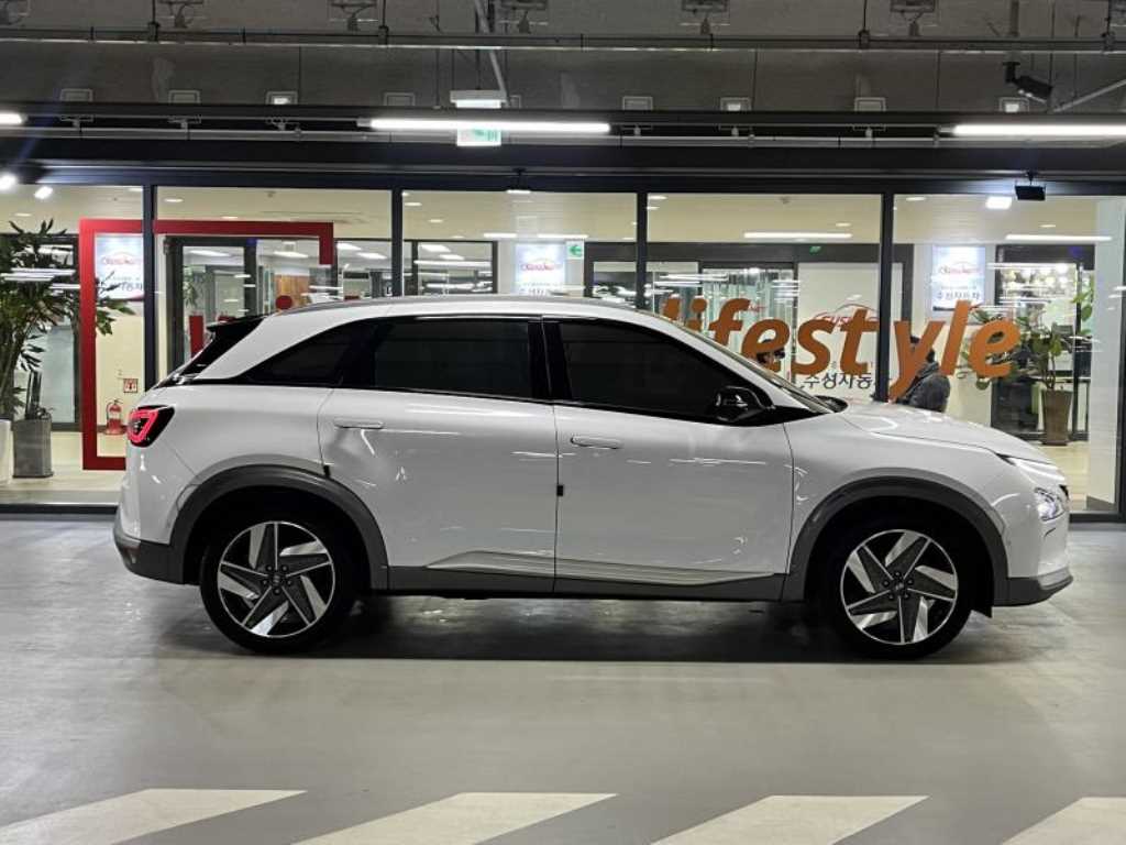 HYUNDAI Nexo - Vista 4