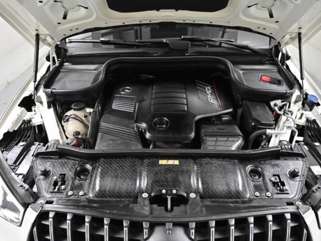 Mercedes Benz GLE Class - Vista 7