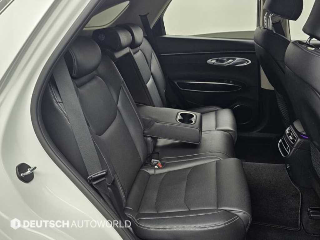 Genesis GV70 - Vista 12