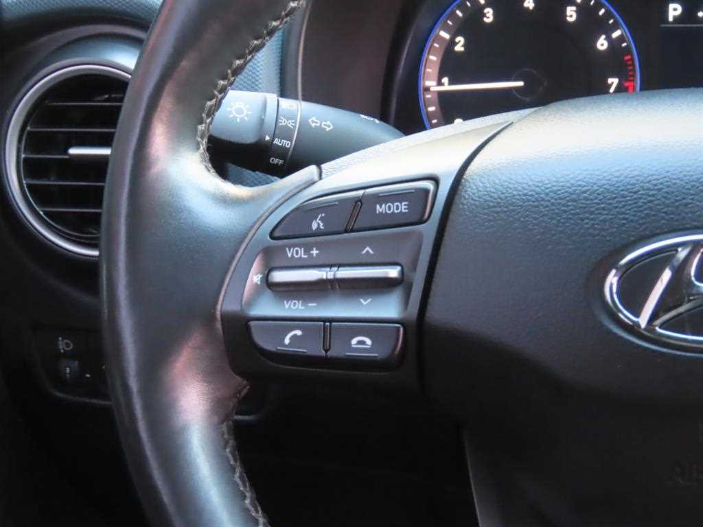 HYUNDAI Kona - Vista 11