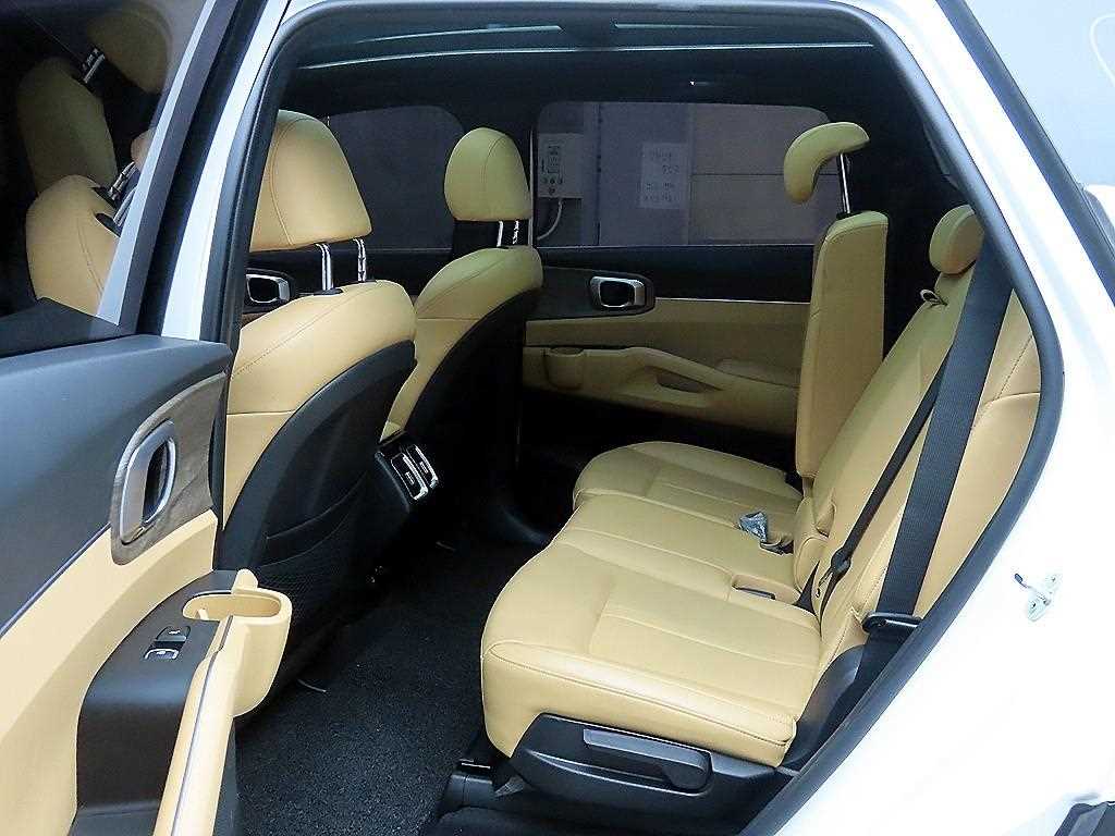 KIA Sorento - Vista 6