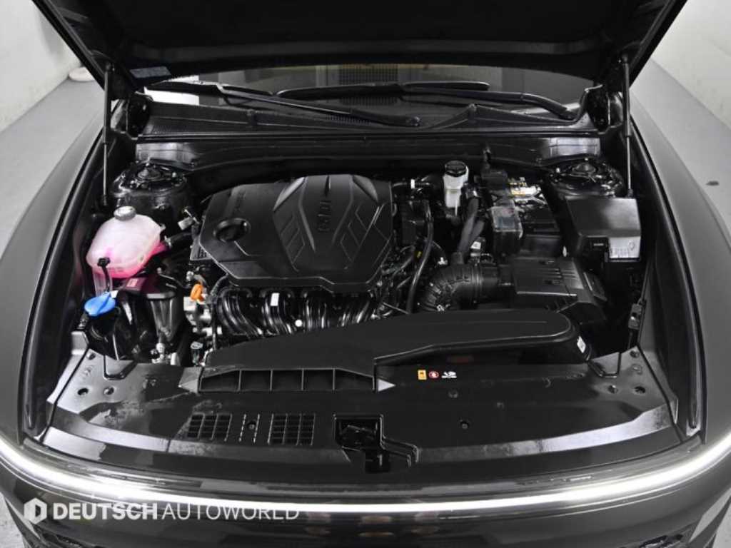 HYUNDAI Grandeur - Vista 6