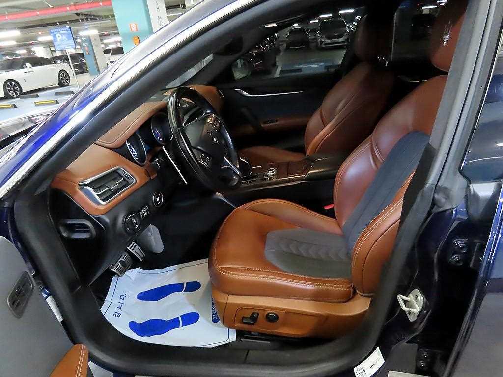 Maserati Ghibli - Vista 6