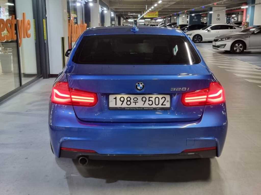 BMW 3 series - Vista 4