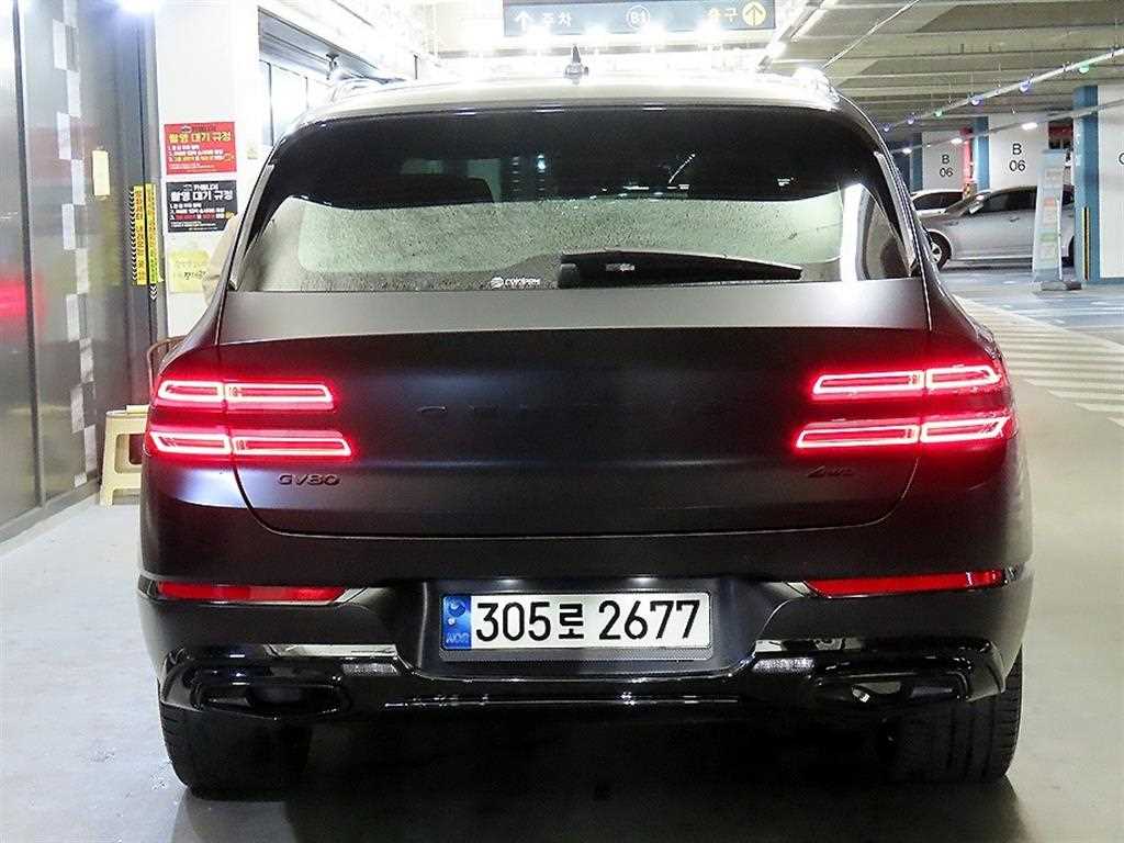 Genesis GV80 - Vista 5