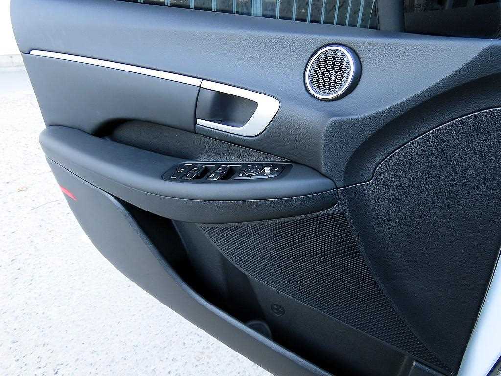 HYUNDAI Sonata - Vista 11