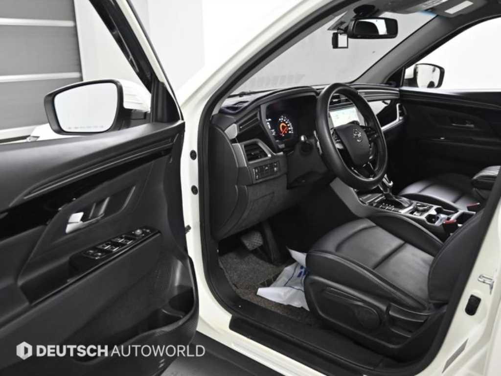 Ssangyong Korando - Vista 11