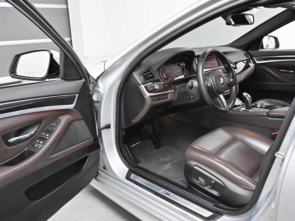 BMW 5 Series - Vista 11