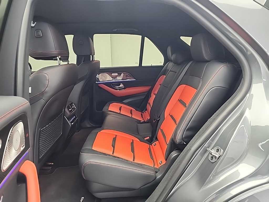 Mercedes Benz GLE Class - Vista 12