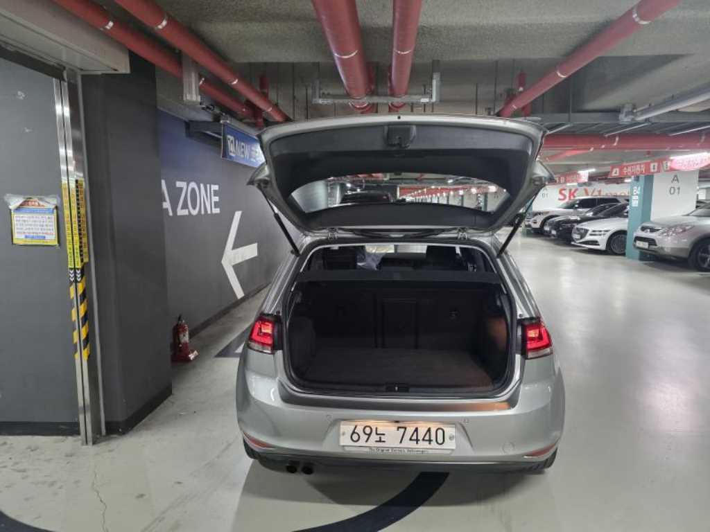 Volkswagen Golf - Vista 6