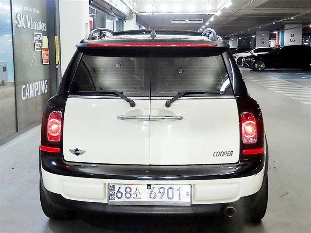 Mini Clubman - Vista 5