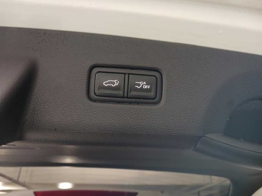 KIA Carnival 2023 the color of pearl - Importación desde Corea - HF Imports Iquique - Foto 17