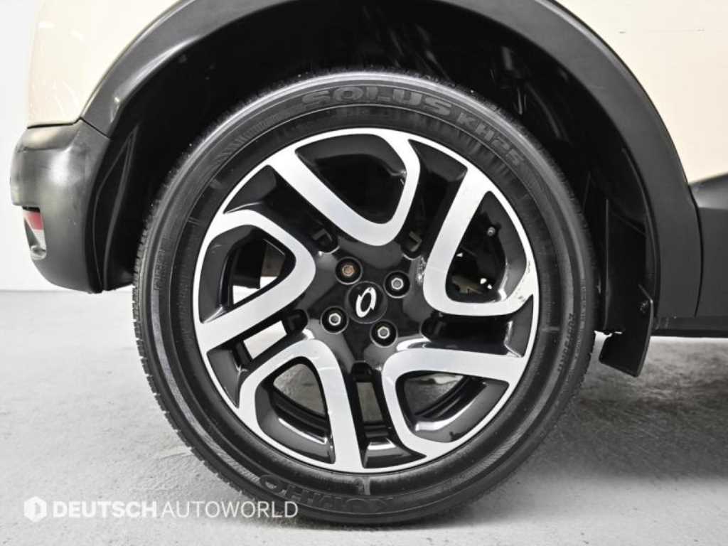 SAMSUNG QM3 - Vista 5