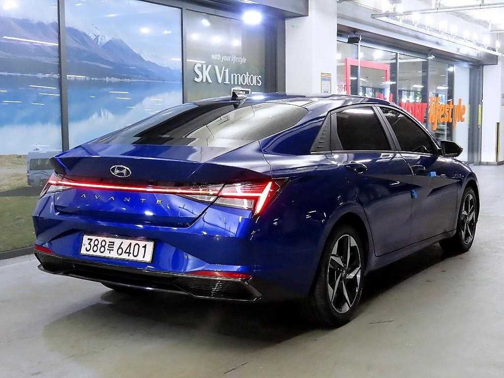 HYUNDAI Avante - Vista 4