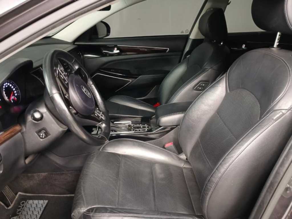 KIA K7 - Vista 8