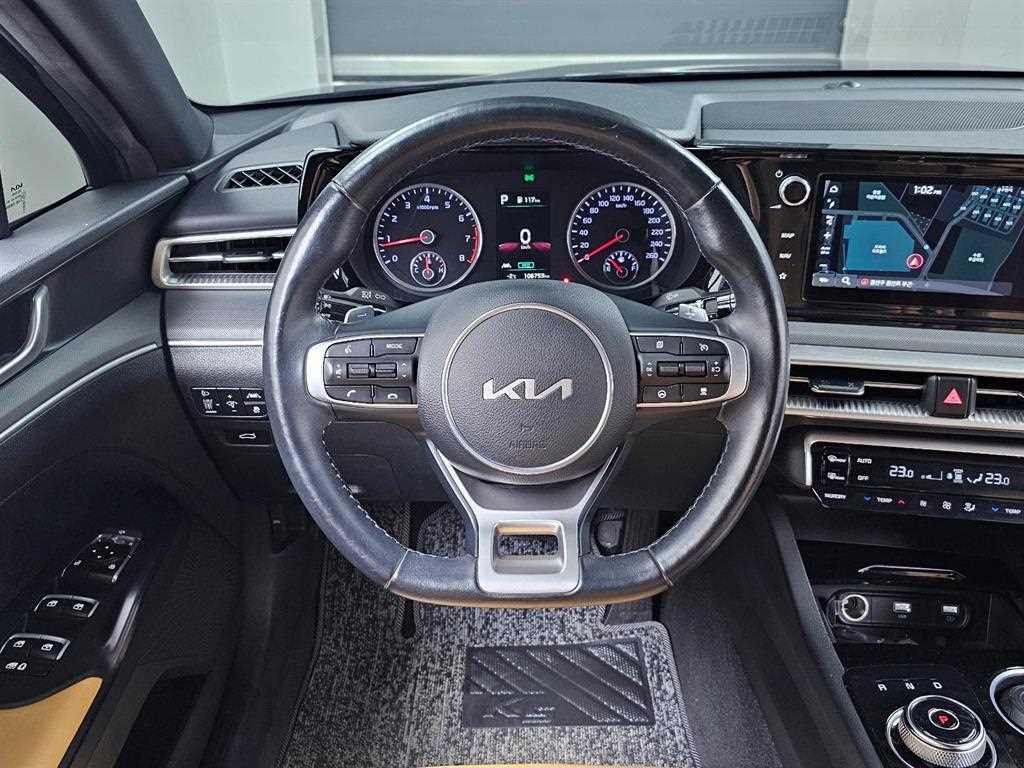 KIA K5 2022 Negro - Importación desde Corea - HF Imports Iquique - Foto 13