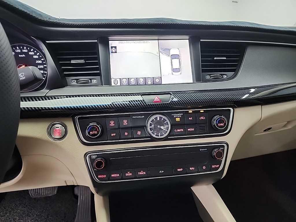 KIA K7 - Vista 9