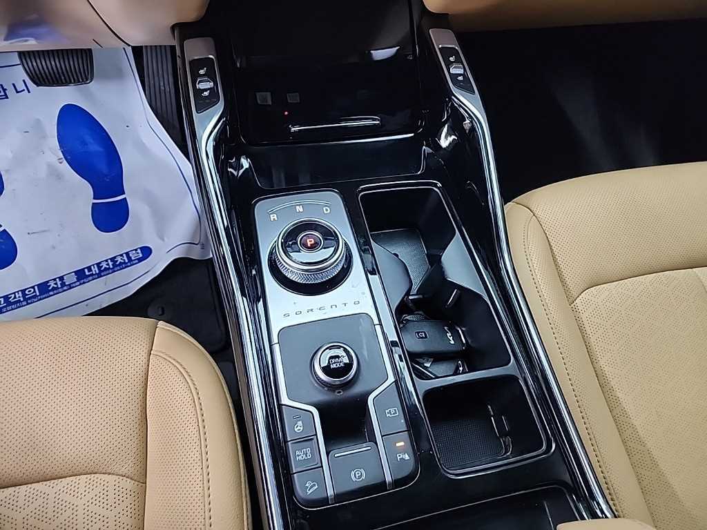 KIA Sorento - Vista 8