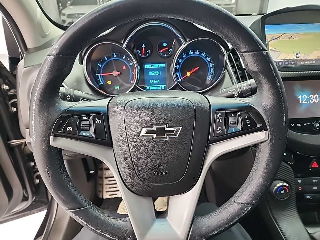 Chevrolet Cruise - Vista 8