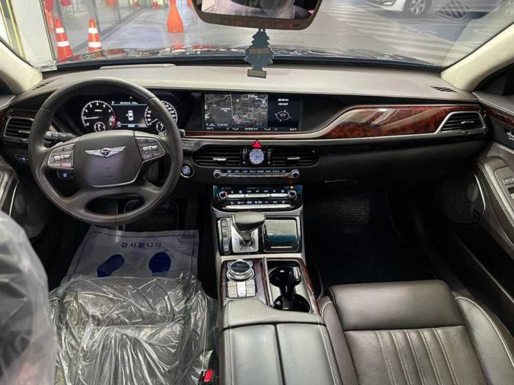 Genesis EQ900 - Vista 9