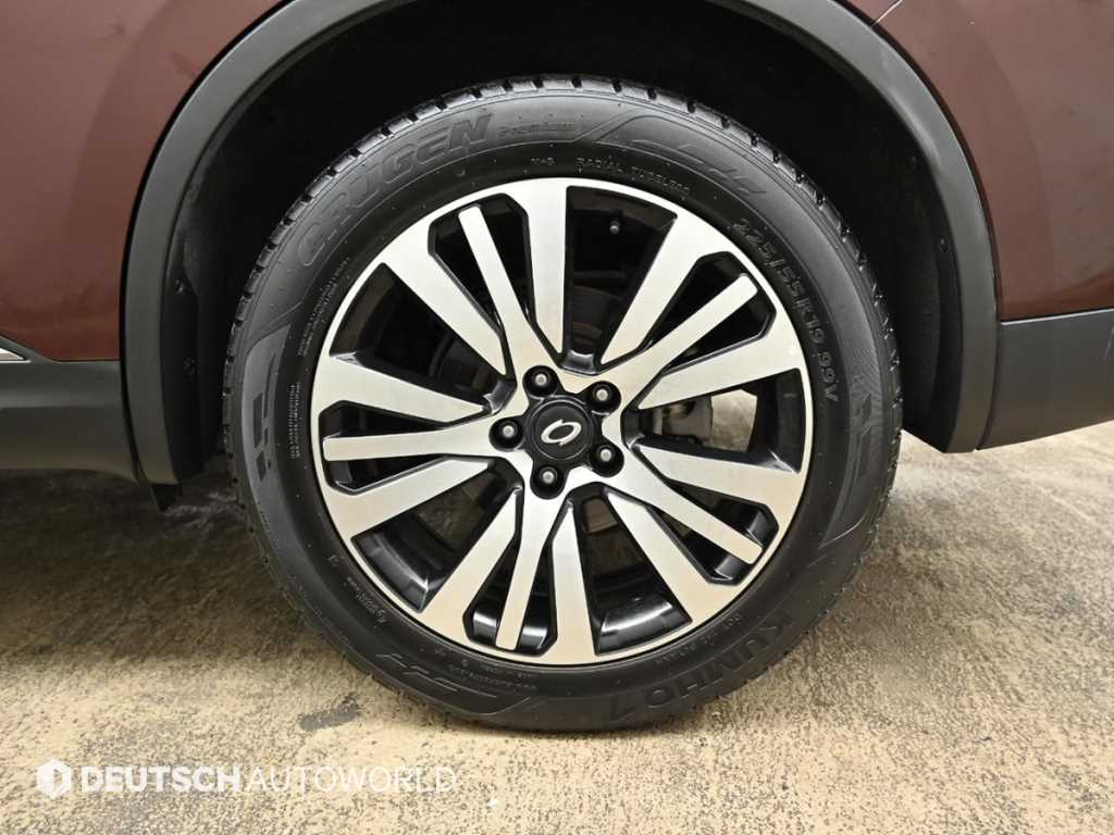 SAMSUNG QM6 - Vista 5